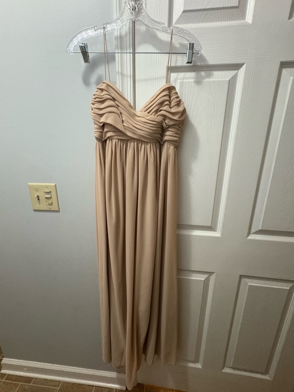 Amsale Chiffon Maxi Dress In Champagne/ Light Beige Size 6